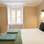 Historical Center, Large 2 Bedroom Apartment, Bright & Stylish Lejlighed *