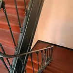 Lejlighed Historical Center, Large 2 Bedroom Apartment, Bright & Stylish