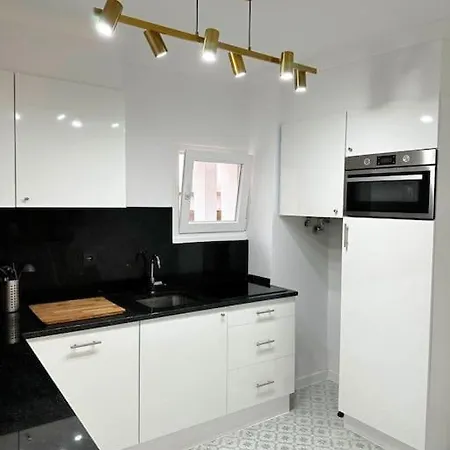 アパート Historical Center, Large 2 Bedroom Apartment, Bright & Stylish *