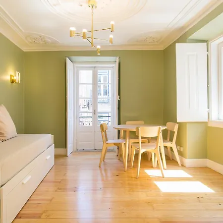 アパート Historical Center, Large 2 Bedroom Apartment, Bright & Stylish