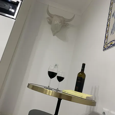 Apartament Historical Center, Large 2 Bedroom Apartment, Bright & Stylish